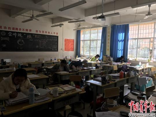 直播班4.jpg