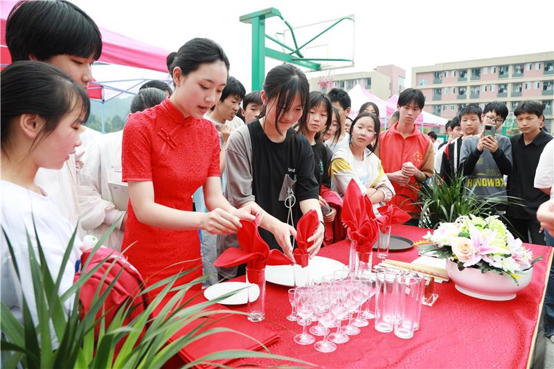 thumb_7d81a690-a90f-4b58-9c54-eb6e99ac218b.jpg